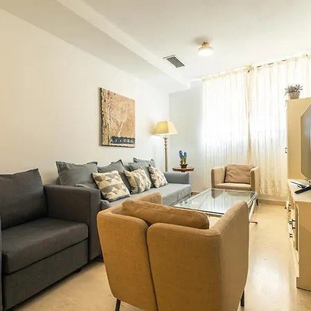 Grande Apartamento Familiar Seville Exterior photo